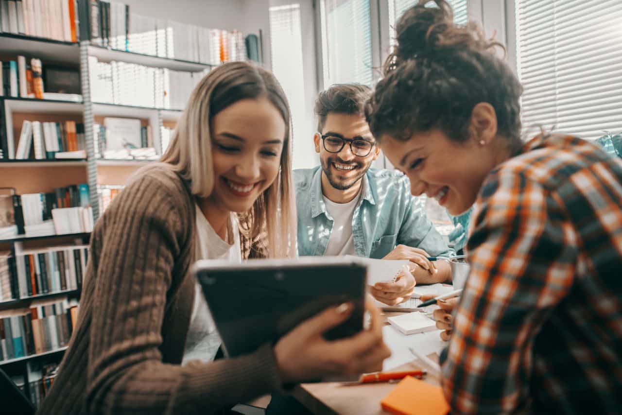 Estudiar en línea El camino a un aprendizaje efectivo seguro y de calidad