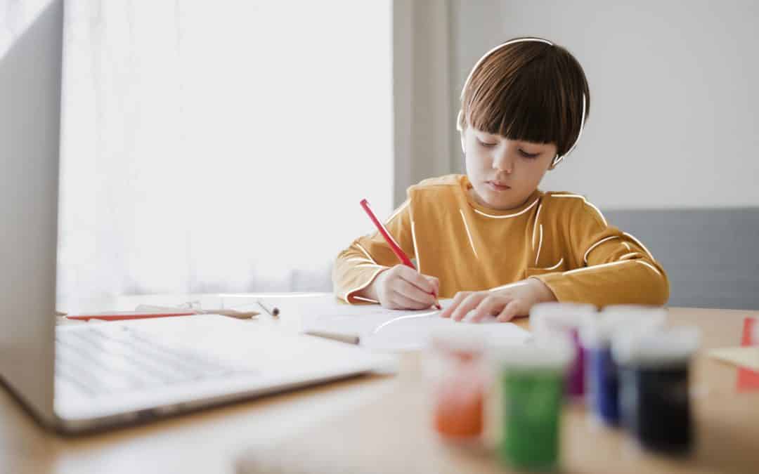 Creatividad en la escuela: Tema de interés para la educación escolar